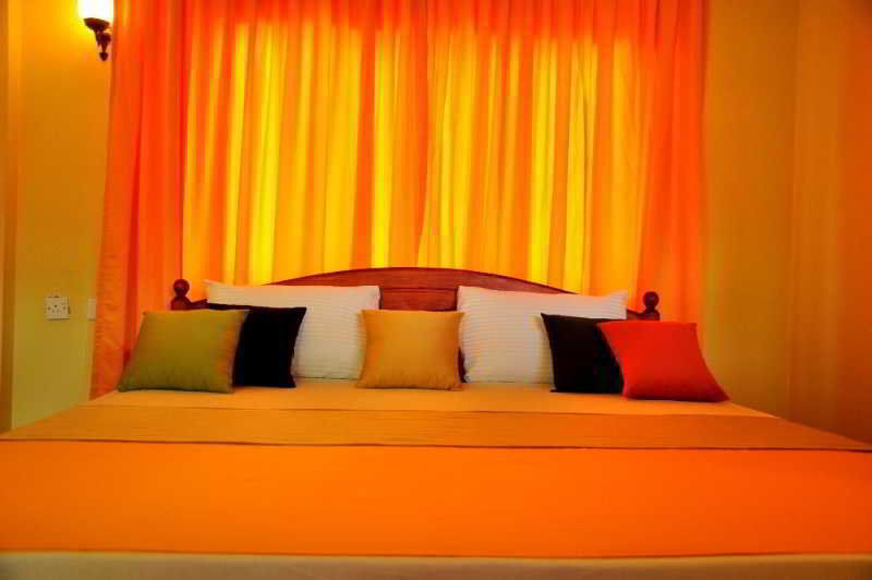Palm Beach Inn&Sea Shells Cabanas Bentota Exterior foto