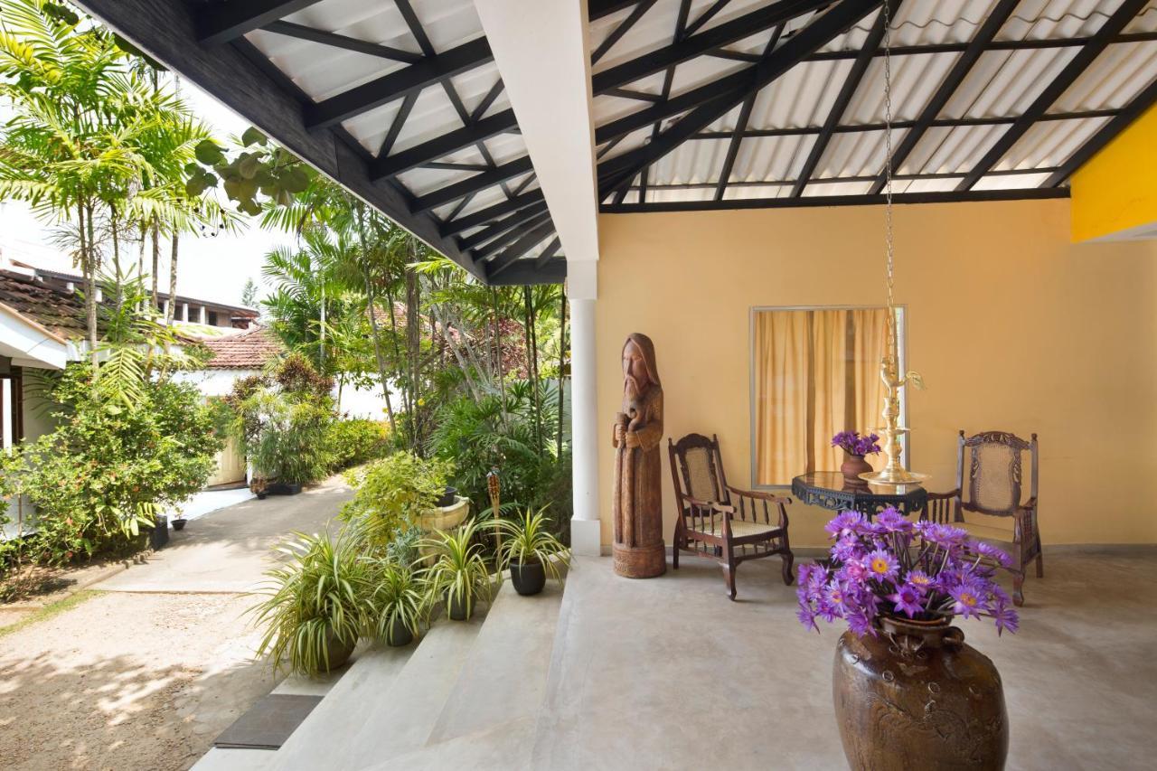 Palm Beach Inn&Sea Shells Cabanas Bentota Exterior foto